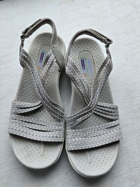 Skechers Women's Metallic Gray Strappy Comfort Sandals